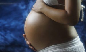Celebridades y la gestación subrogada