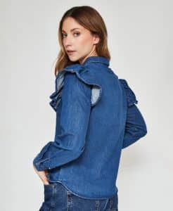 Blusas deportivas: combinación de estilo, confort y rendimiento