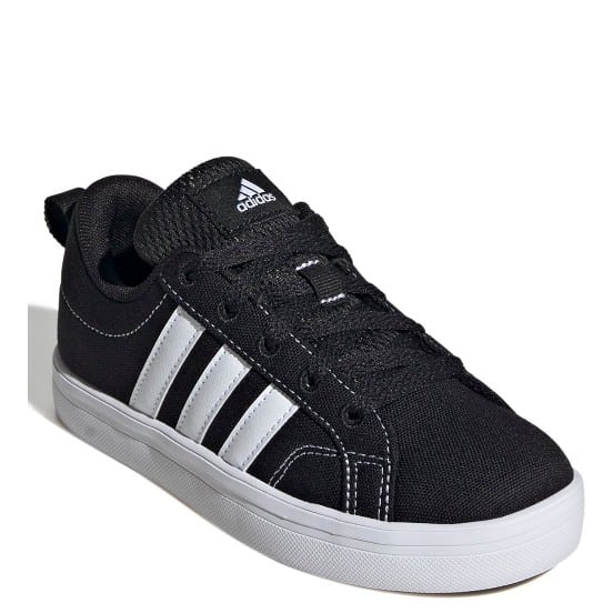 Zapatos de colegio: elección adecuada para el bienestar y el rendimiento escolar